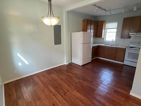4th image of 1400 Ashmun St