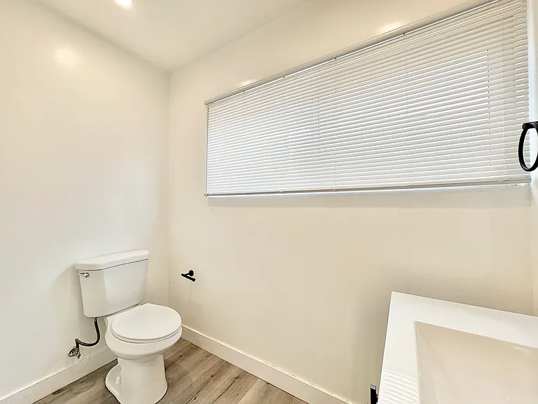 2320 S Robertson Blvd #2 — Photo 8