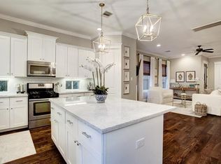 5613 Darling St, Houston, TX 77007