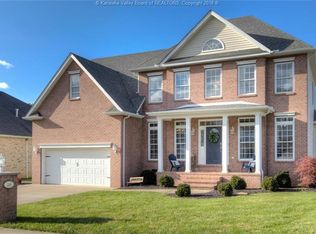 164 Glen Oaks Ct, Hurricane, WV 25526