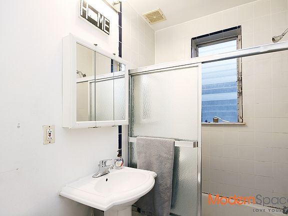 3rd image of 3091 48th St