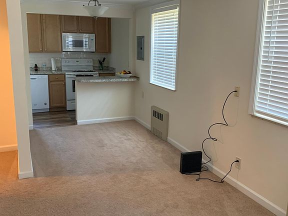 3rd image of 459 Bernhardt Dr APT 2