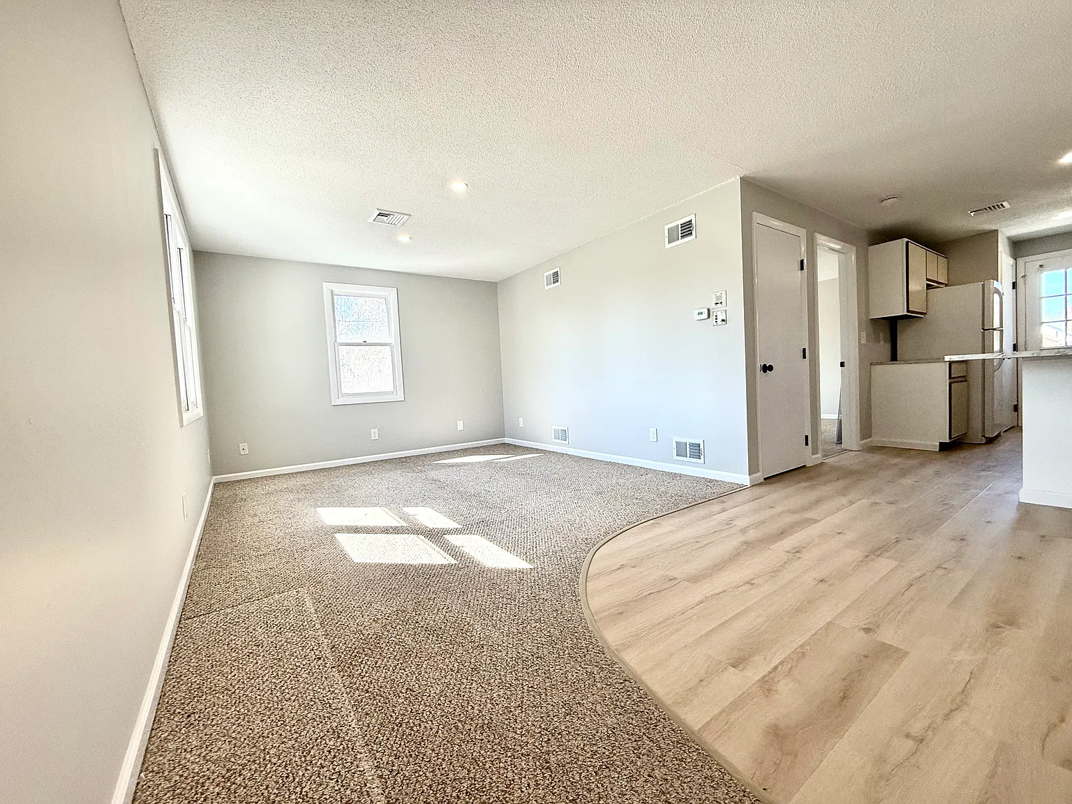 1 bed, 800 sqft, $1,800 — Photo 2