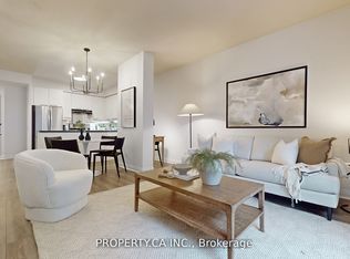 1121 Bay St #301, Toronto, ON M5S3L9