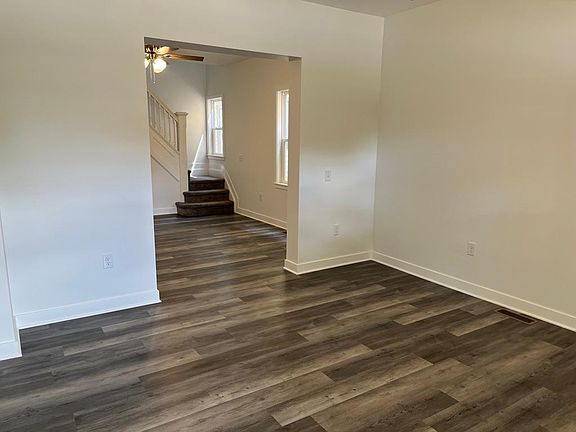 3rd image of 329 N Beville Ave
