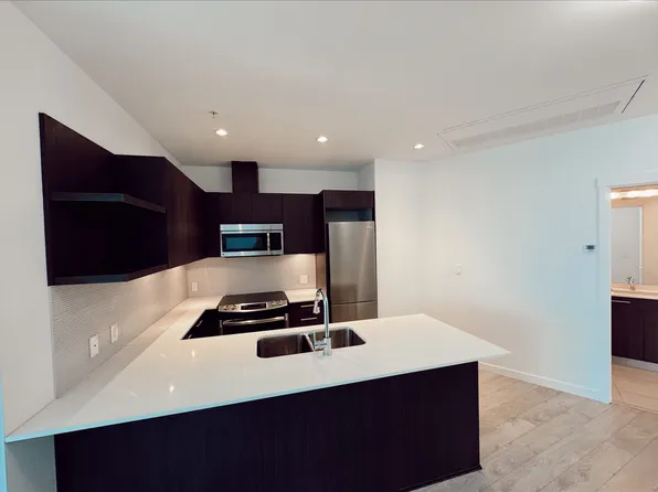 97 W Georgia St, Vancouver, BC