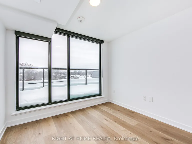 897 College St W #506 — Photo 22