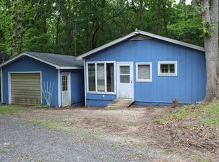 15687 Carlinville Lake Rd, Carlinville, IL 62626