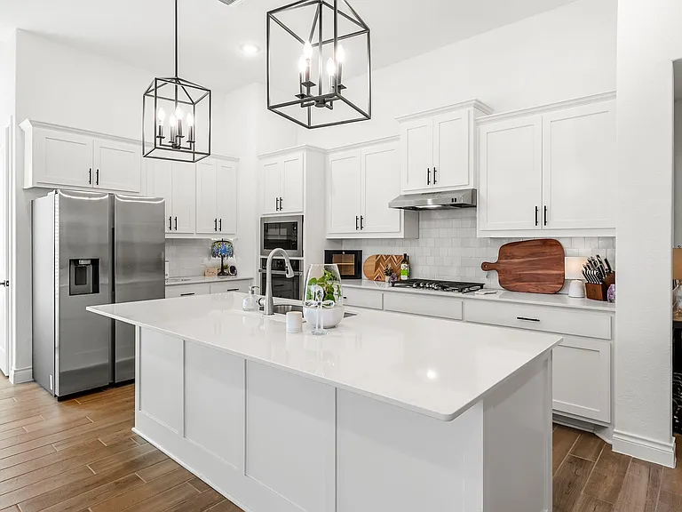 1301 White Daisy Ln — Photo 10