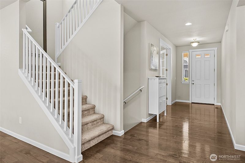 4th image of 25714 207th Avenue SE