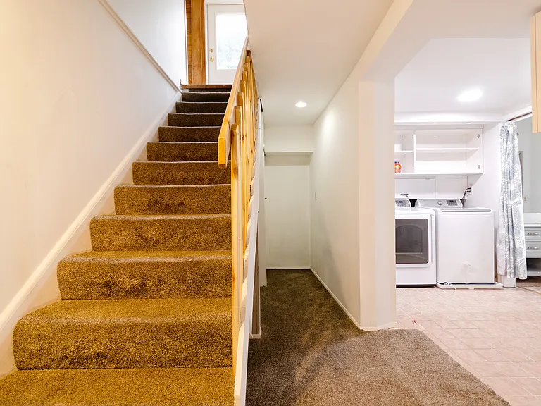 1227 S 284th St — Photo 33