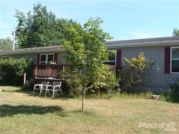 2749 N Tuttle Rd, Scottville, MI 49454