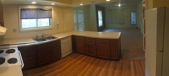 3rd image of 622 S 23rd St