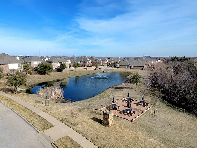 4007 Barlow Ct — Photo 29