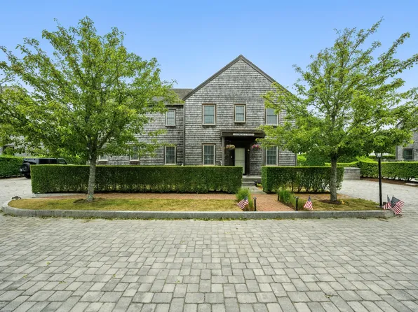 3B Yawkey Way #2, Nantucket, MA 02554