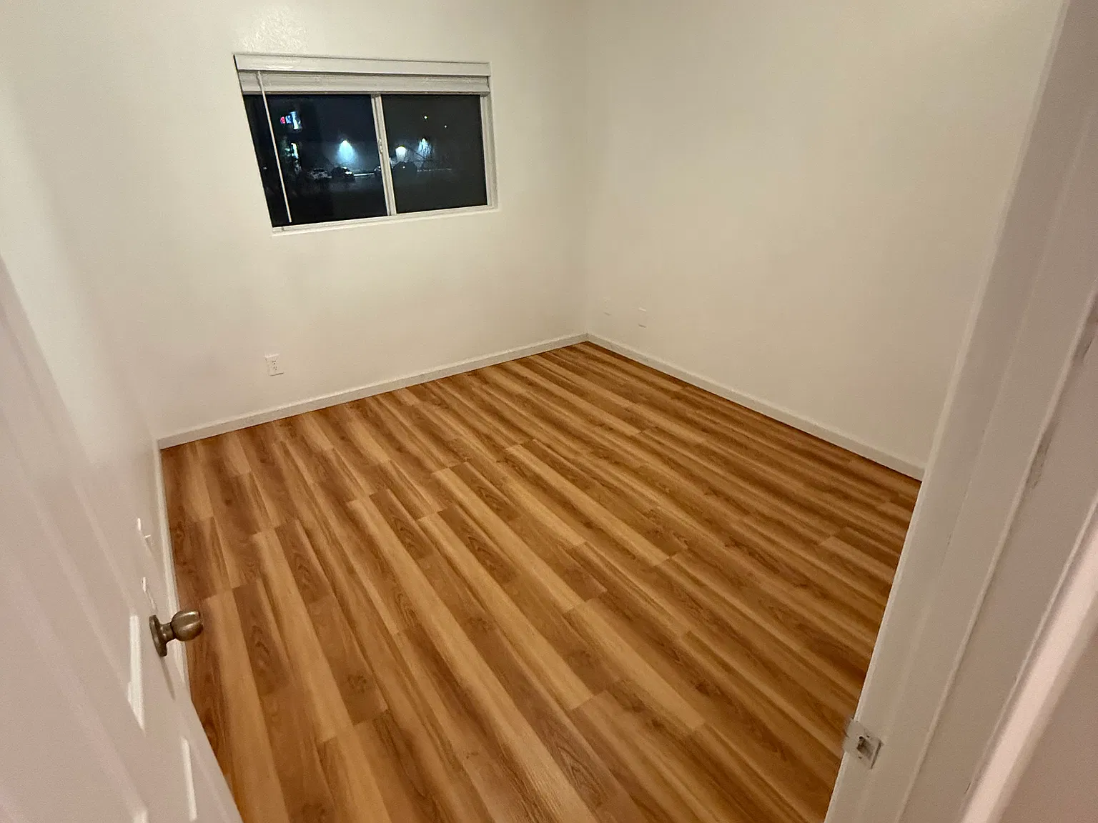 4 bed, 2.5 bath, 1550 sqft, $2,000 — Photo 3