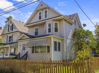 1715 Whitney Ave, Niagara Falls, NY 14301