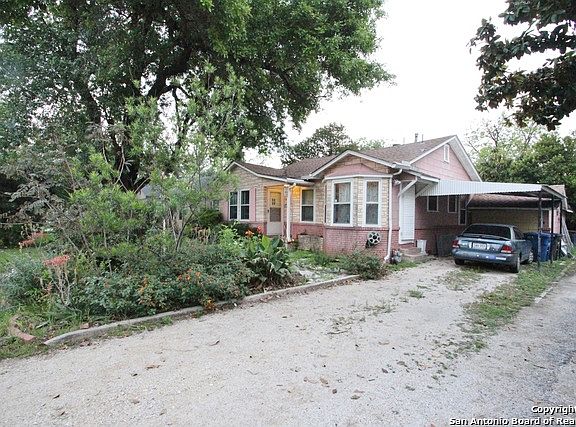 2nd image of 2006 Pasadena St