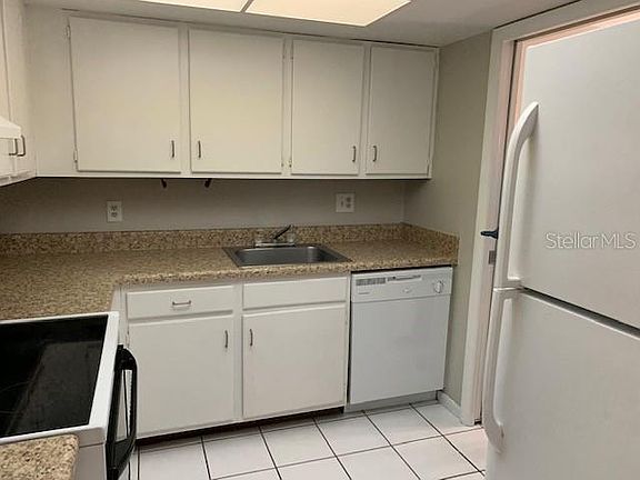 5th image of 5801 16th St S APT 5