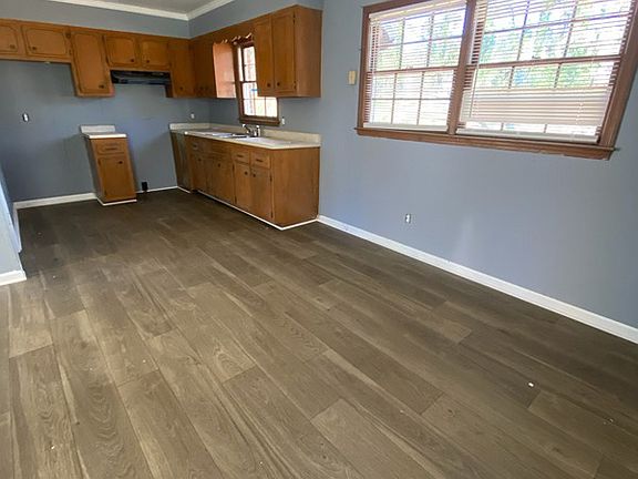 4th image of 110 Sunnydale Dr