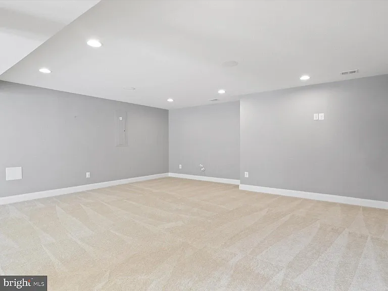 41595 Revival Dr — Photo 55
