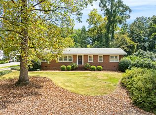 523 S College St, Auburn, AL 36830