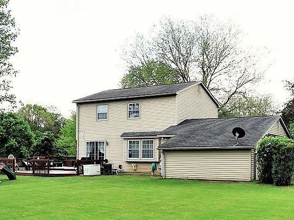 4th image of 3530 Oak Park Dr
