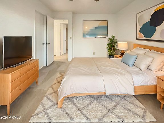 4th image of 6407 W VOGEL Avenue