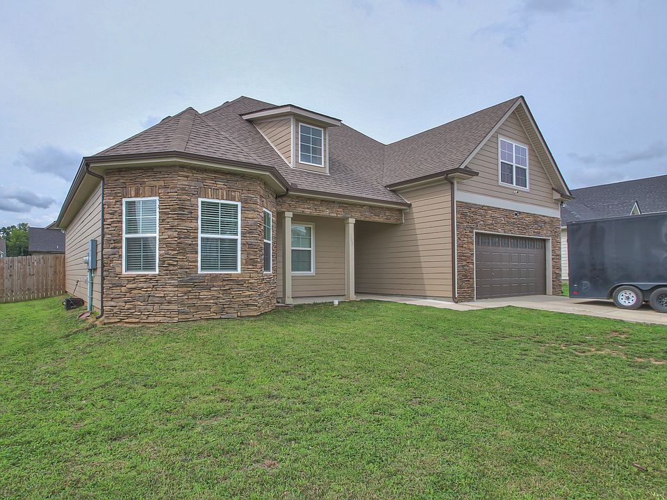 1st image of 303 Bountiful Dr
