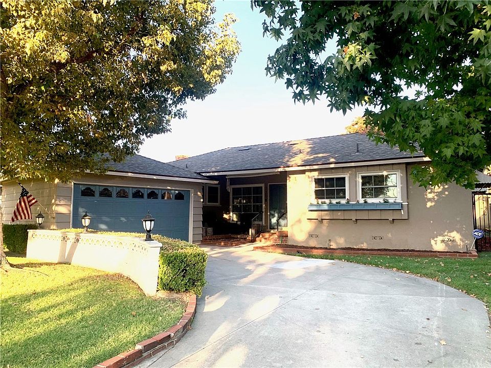 1st image of 230 N Harrington Dr