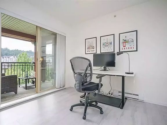 5th image of 200 Klahanie Dr
