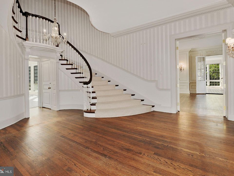 2561 N Vermont St, Arlington, VA 22207 Zillow