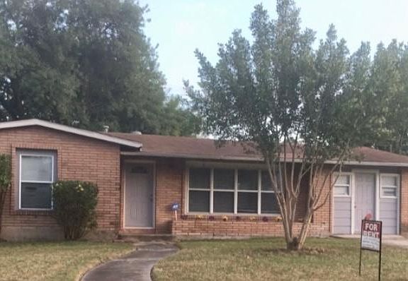 2nd image of 218 Sullivan Dr