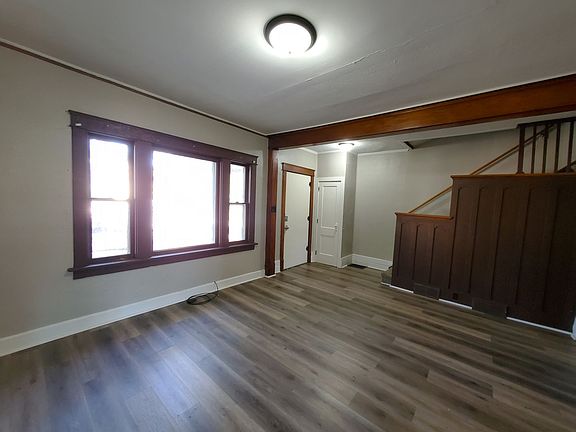 4th image of 416 Sunnyside Ave