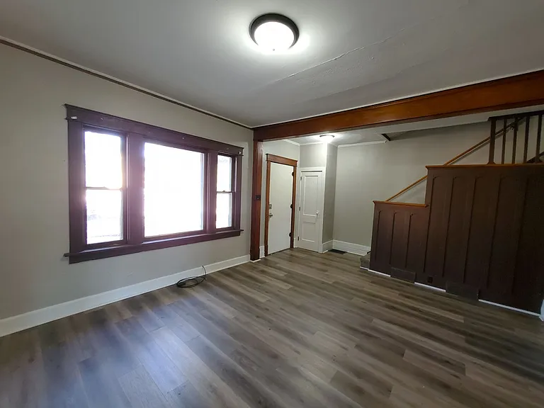416 Sunnyside Ave — Photo 4