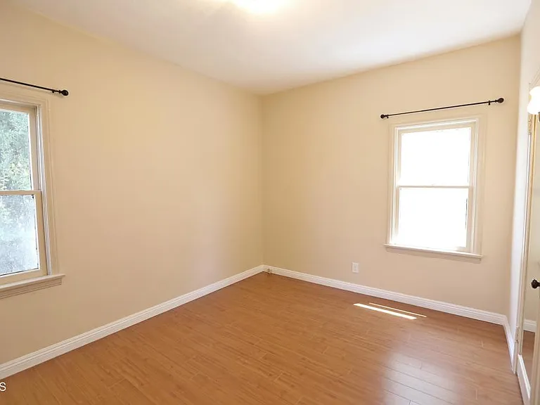 126 S Olive Ave #D — Photo 10