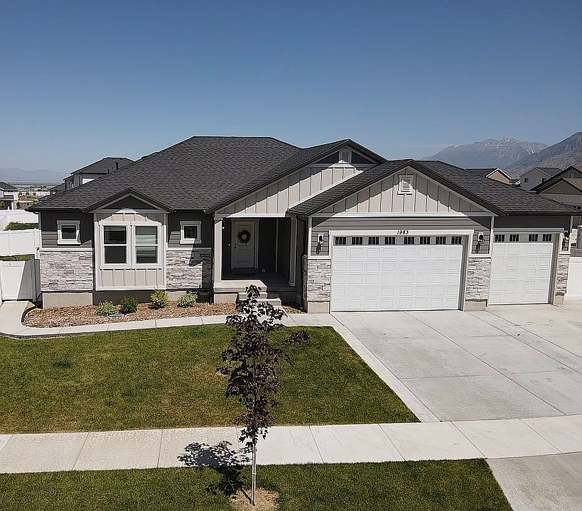1st image of 1983 E Chariot Ln