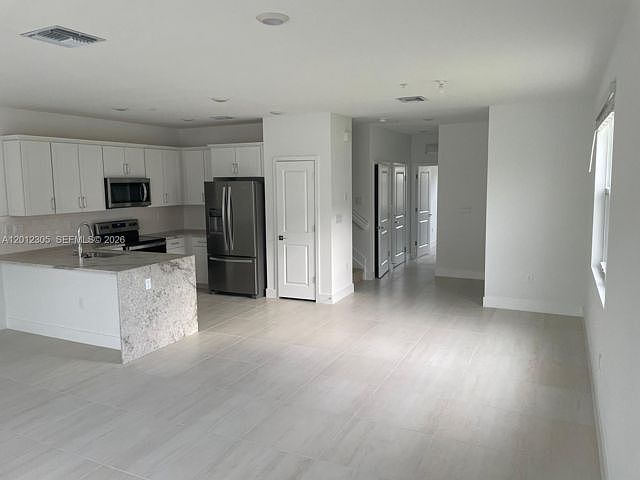 1st image of 125 SW 171st Way