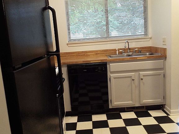 2nd image of 2116 Blue Lac Dr