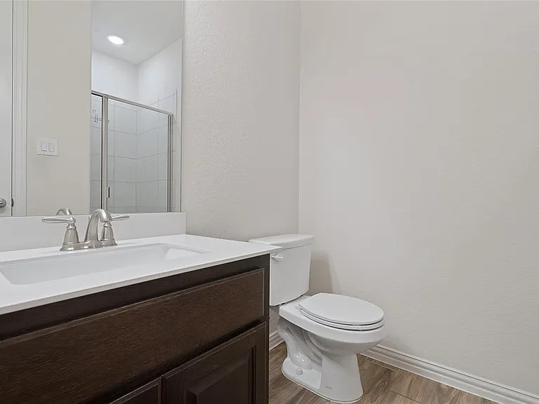 2905 Consuelo Way — Photo 17
