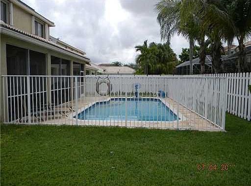 1st image of 756 Heritage Way