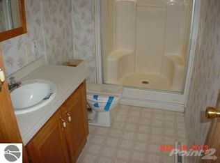 4086 Brookview Dr E, Prescott, MI 48756