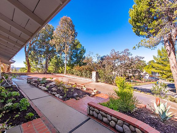 4th image of 1542 La Jolla Dr