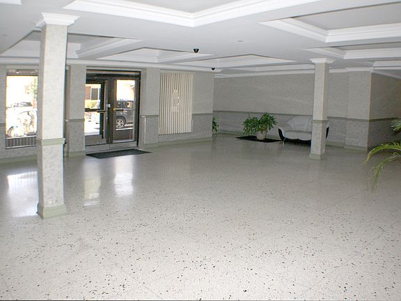 3rd image of 2277 Homecrest Ave APT 2B