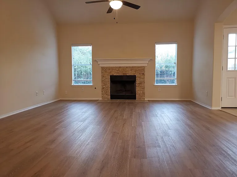 2722 Harte Ct — Photo 11
