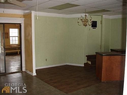 5th image of 411 Woodland Trl