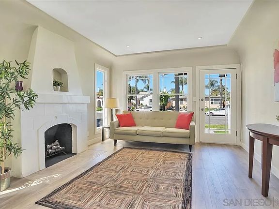 4th image of 5045 Hawley Blvd