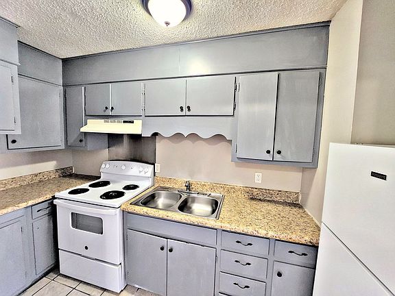 4th image of 3900 Rucker Cir SW #13