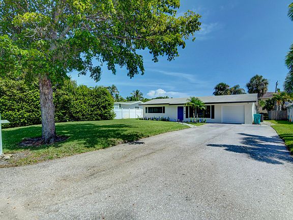 4th image of 922 NW 8th Avenue