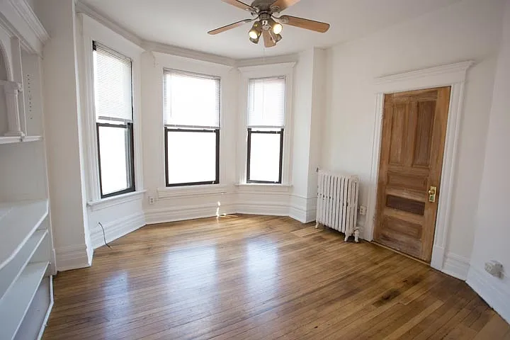 5401-5403 S. Woodlawn Avenue — Photo 19